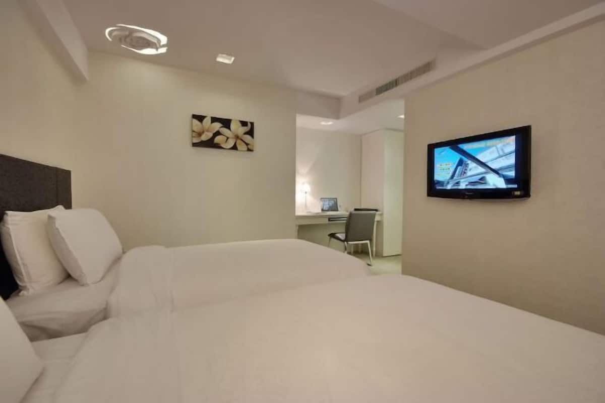 필로우탑 침대, 객실 내 금고, 각각 다른 스타일의 인테리어, 각각 다르게 가구 비치