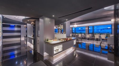 Forward Hotel Nangang