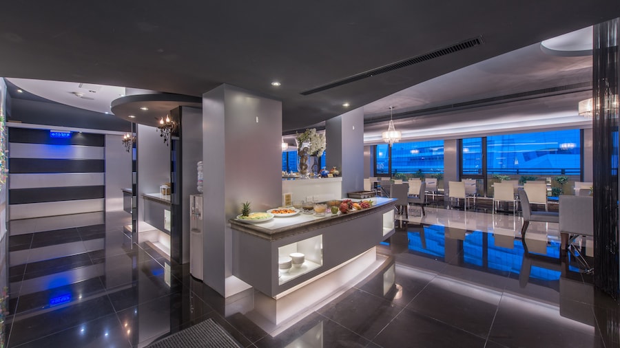 Forward Hotel Nangang