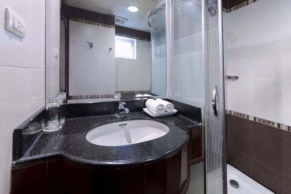 Free toiletries, hair dryer, slippers, towels - NNT Plus Astro Hotel (Nha Trang)