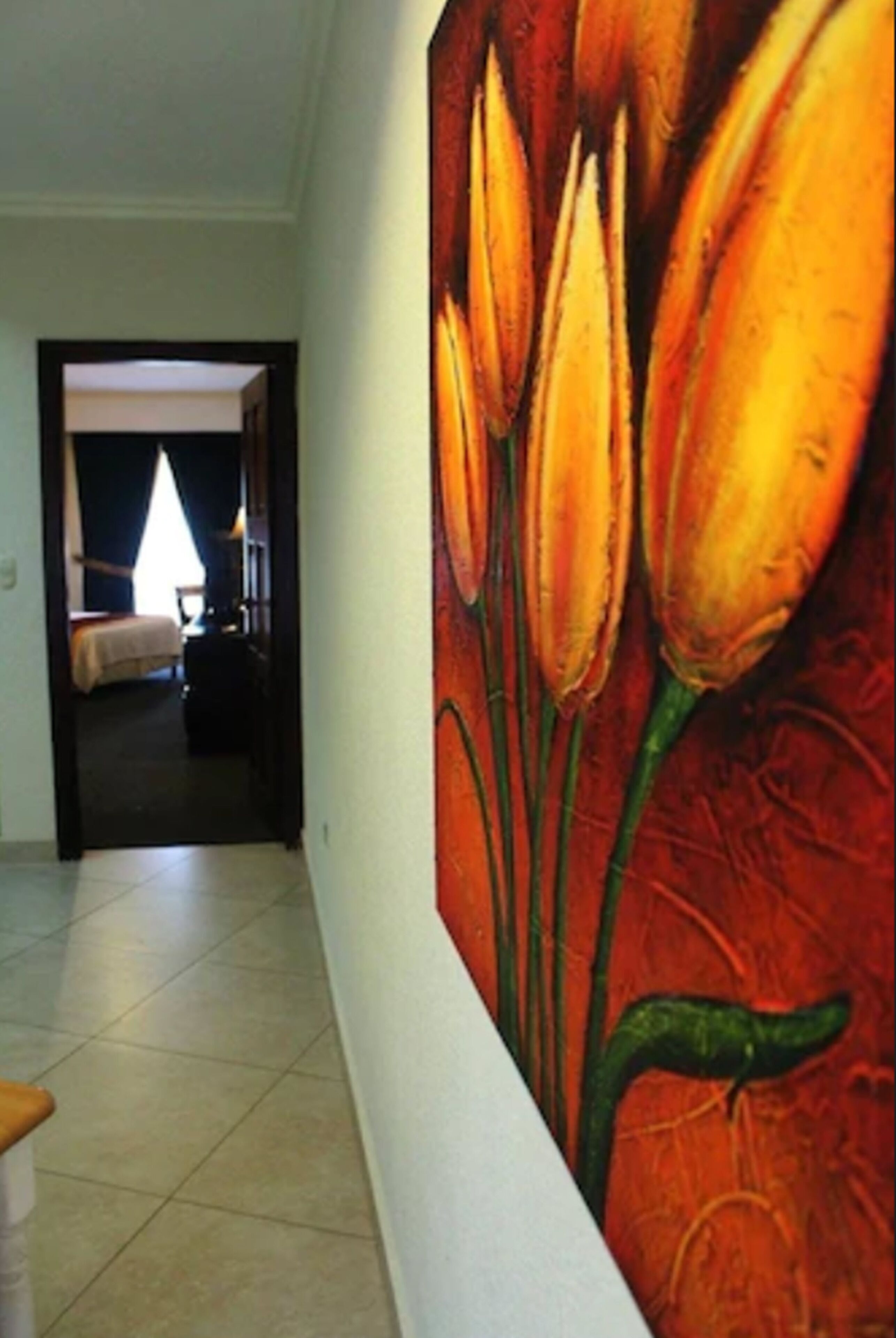 Suite, Kitchenette | In-room safe, desk, soundproofing, free WiFi