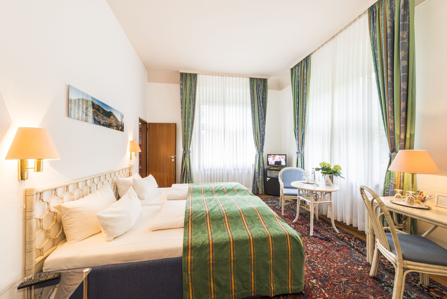 business double room | minibar, desk, blackout curtains, iron/ironing board