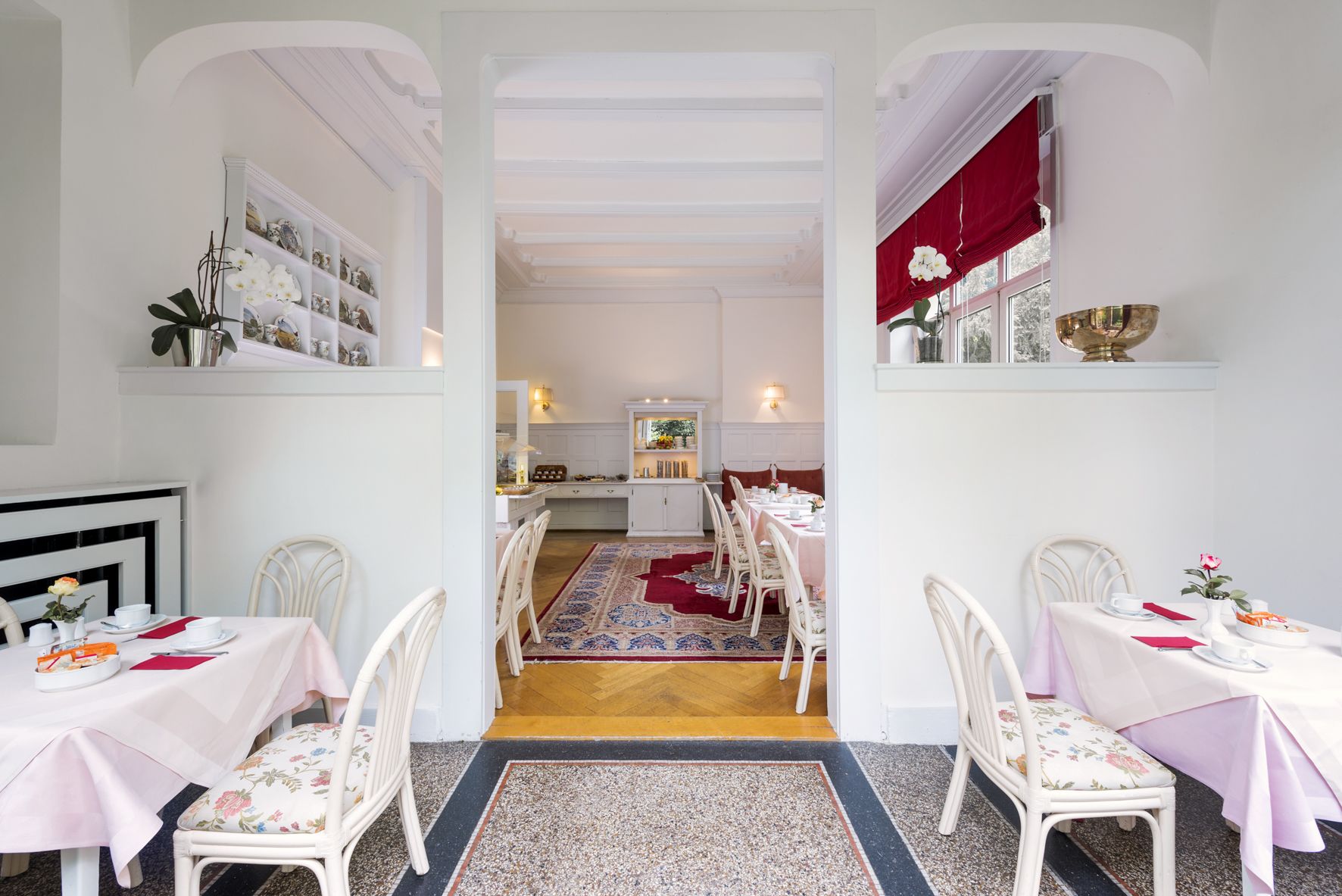 daily buffet breakfast (eur 15 per person)