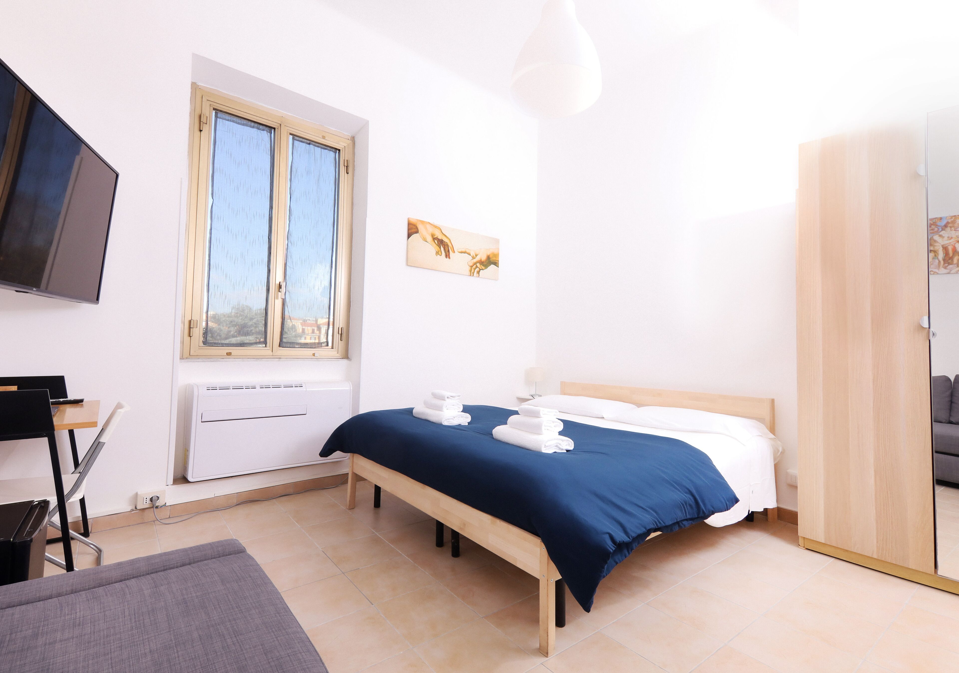 Deluxe-Doppelzimmer | Hochwertige Bettwaren, Schreibtisch, laptopgeeigneter Arbeitsplatz