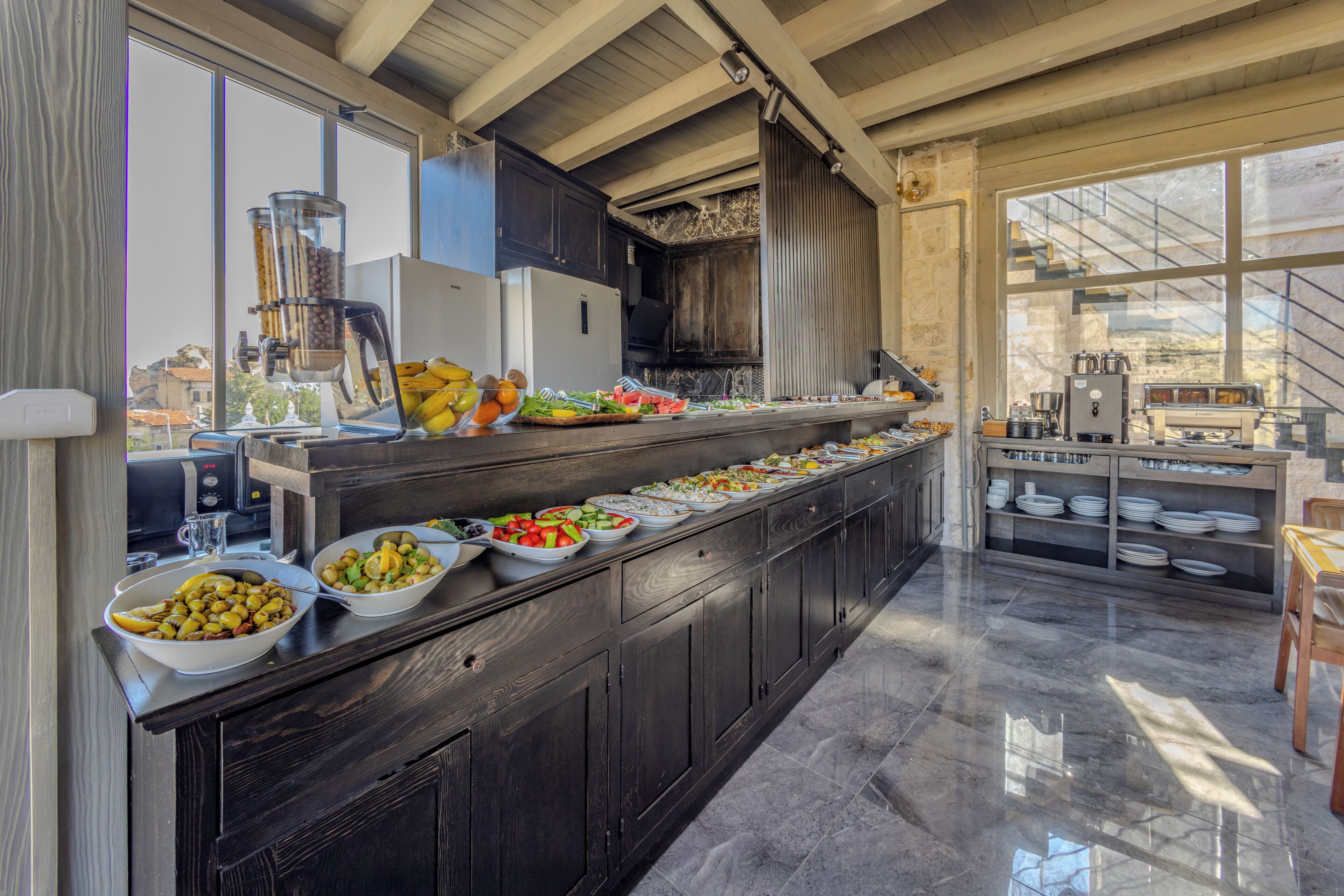 Photo - Castle Cave Hotel