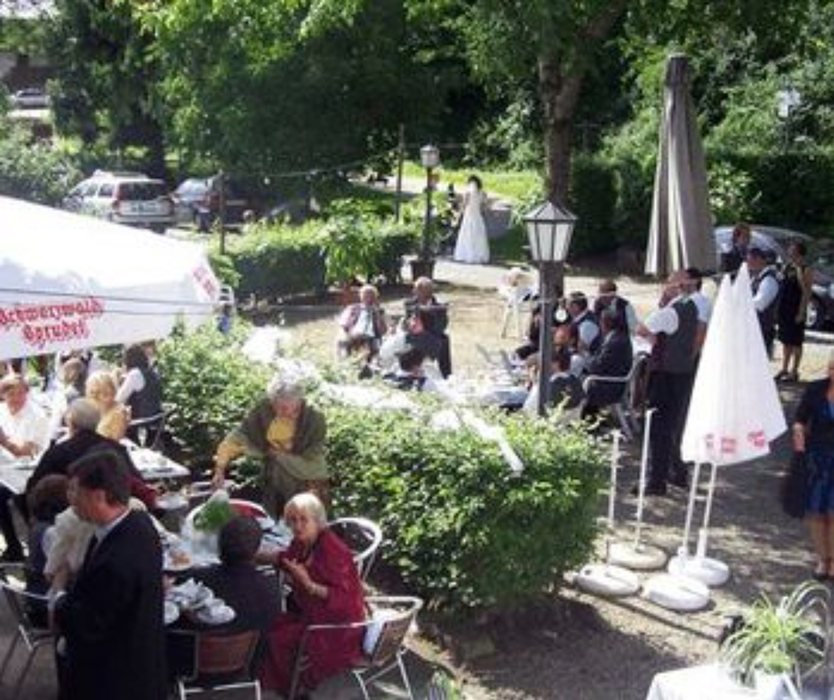outdoor banquet area