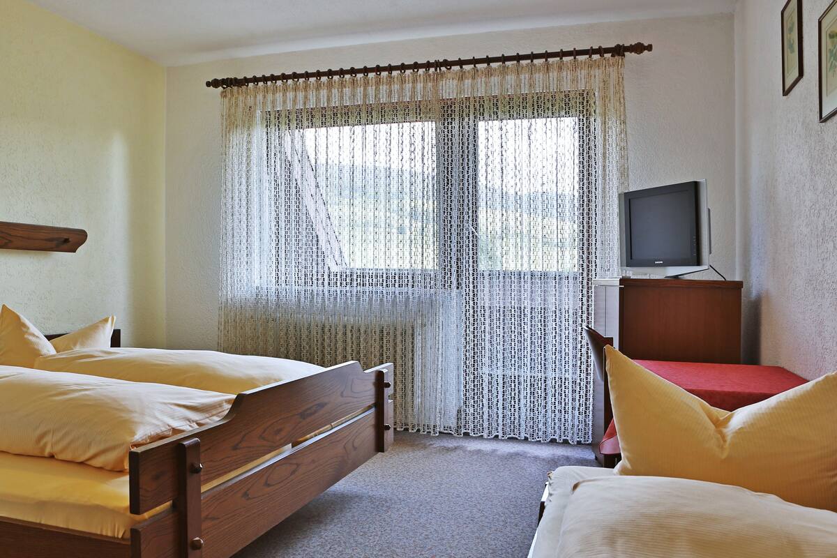 triple room | room amenity