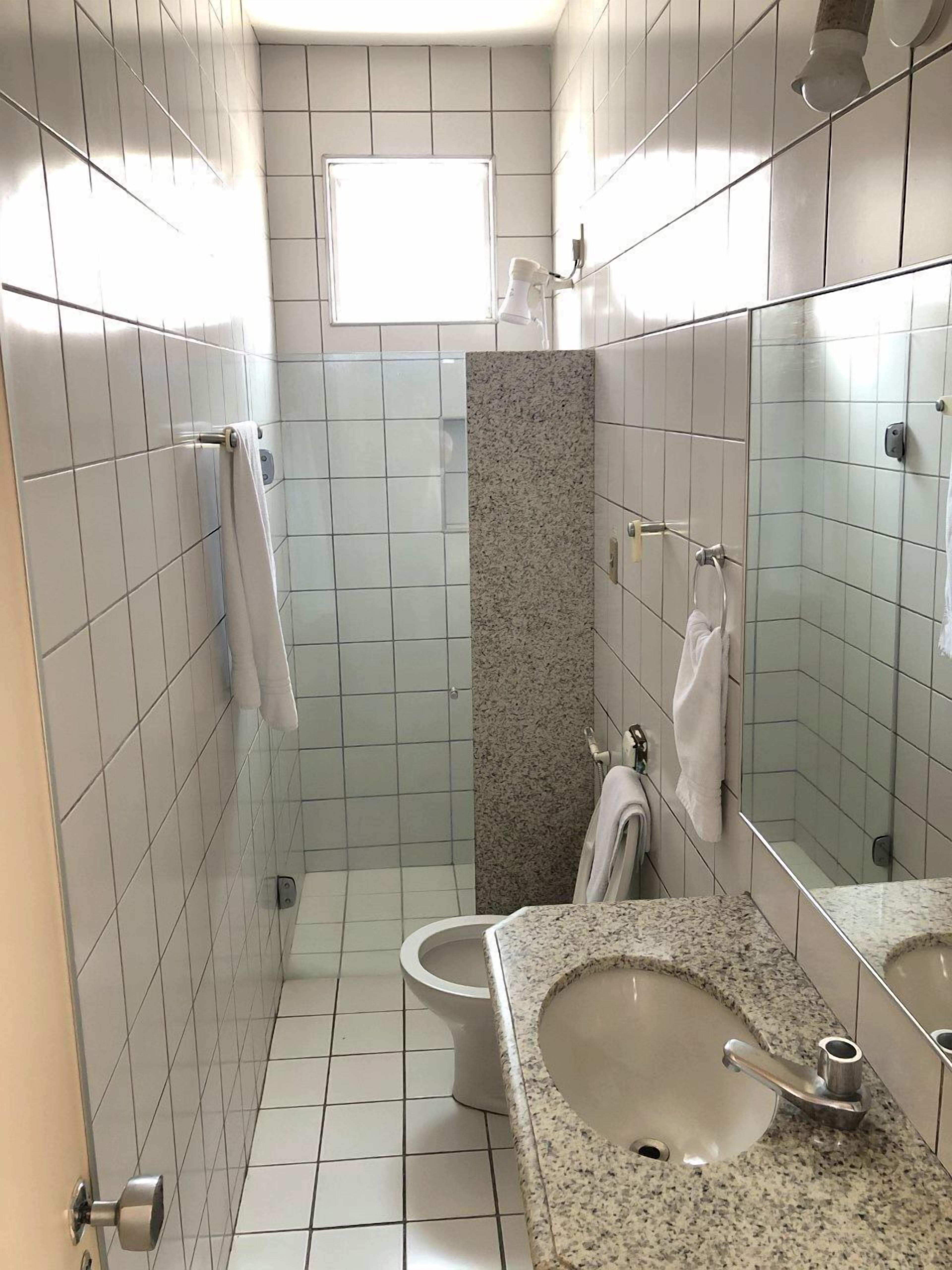 triple room | bathroom | shower, free toiletries, towels, soap