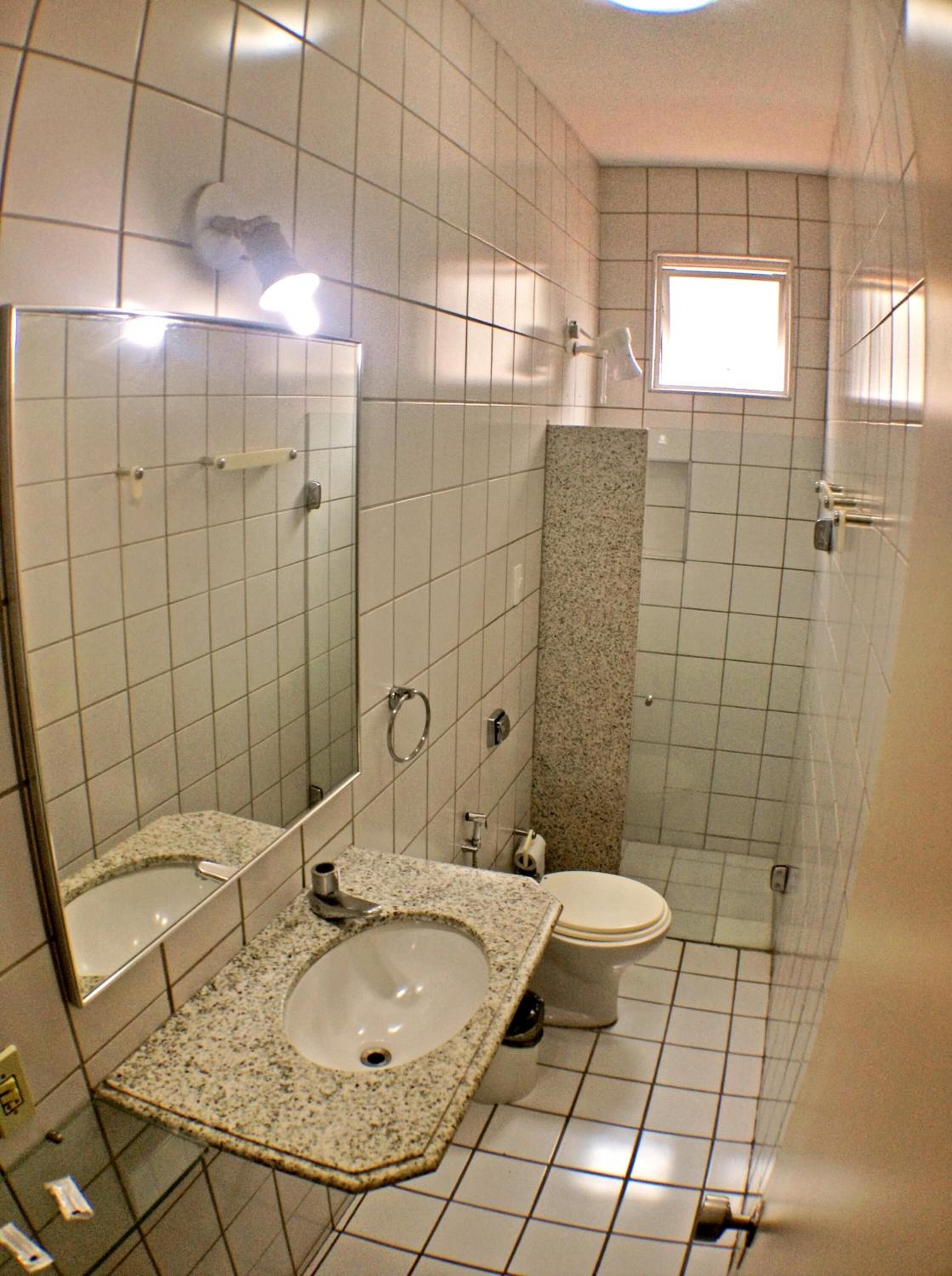 shower, free toiletries, towels, soap