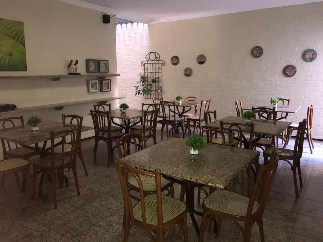 restaurant