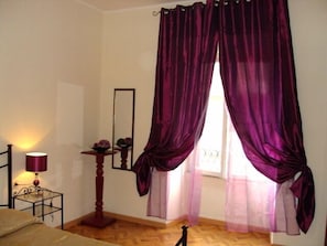 Premium bedding, desk, rollaway beds, WiFi