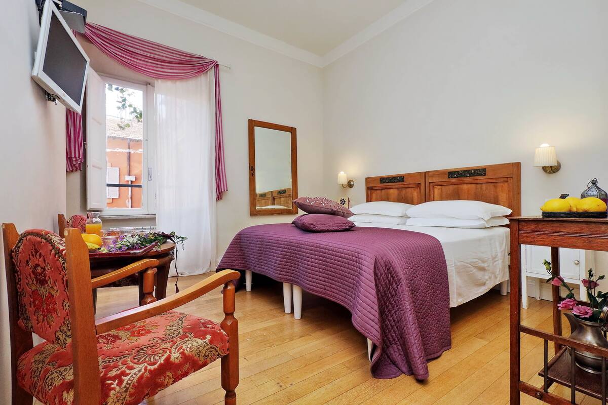 Comfort Triple Room