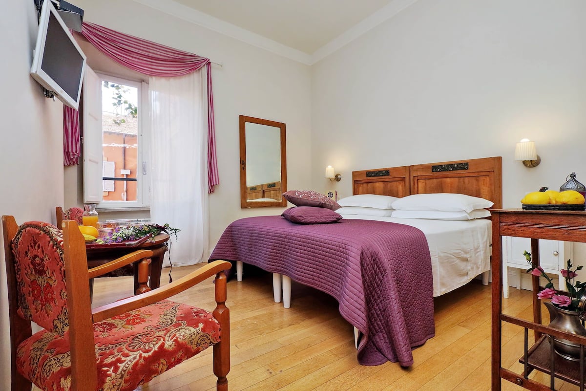 Comfort Triple Room | Free WiFi, bed sheets
