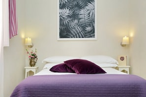 Double Room, 1 Double Bed | Free WiFi, bed sheets - Amaranto Romano (Rome)