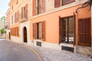 Front of property -  Ca' n Beia Suites - Adults Only - Turismo de Interior (Alaro)