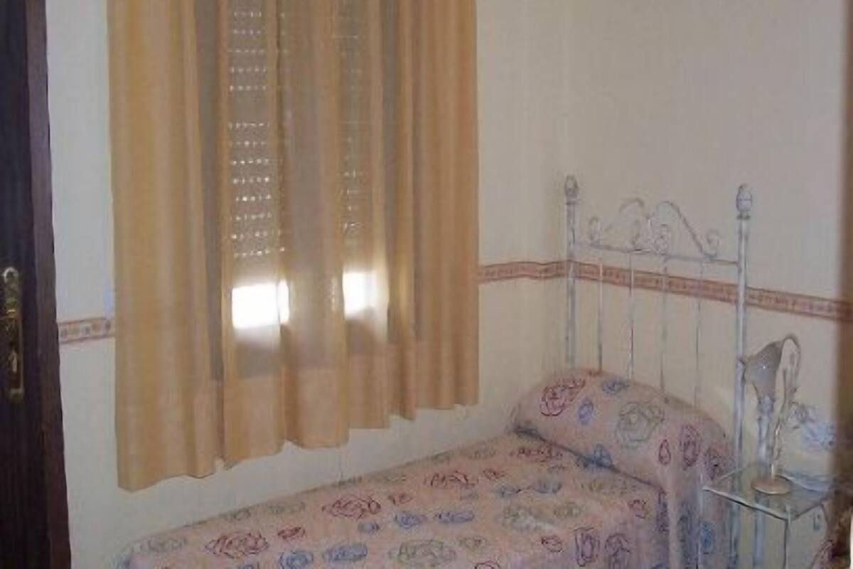 Basic Quadruple Room, Courtyard Area | Desk, free WiFi