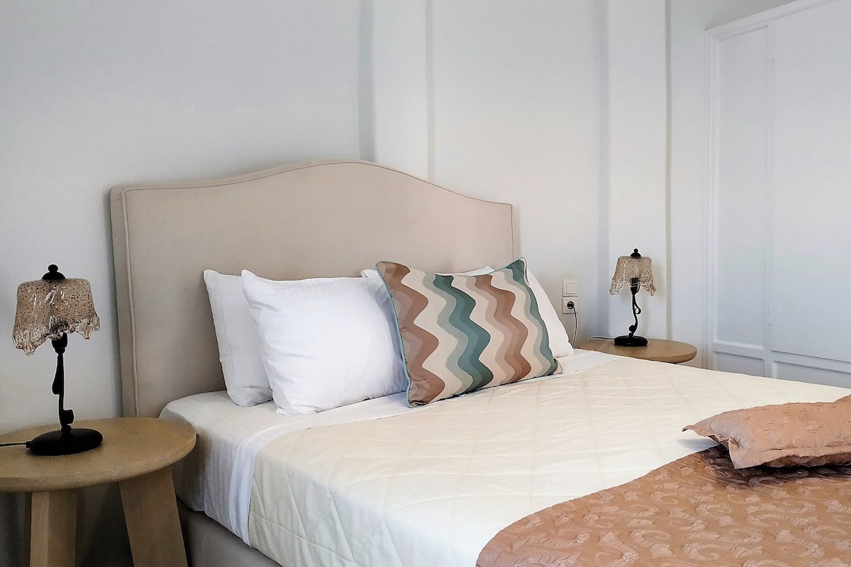 Superior Room | Pillowtop beds, minibar, in-room safe, soundproofing