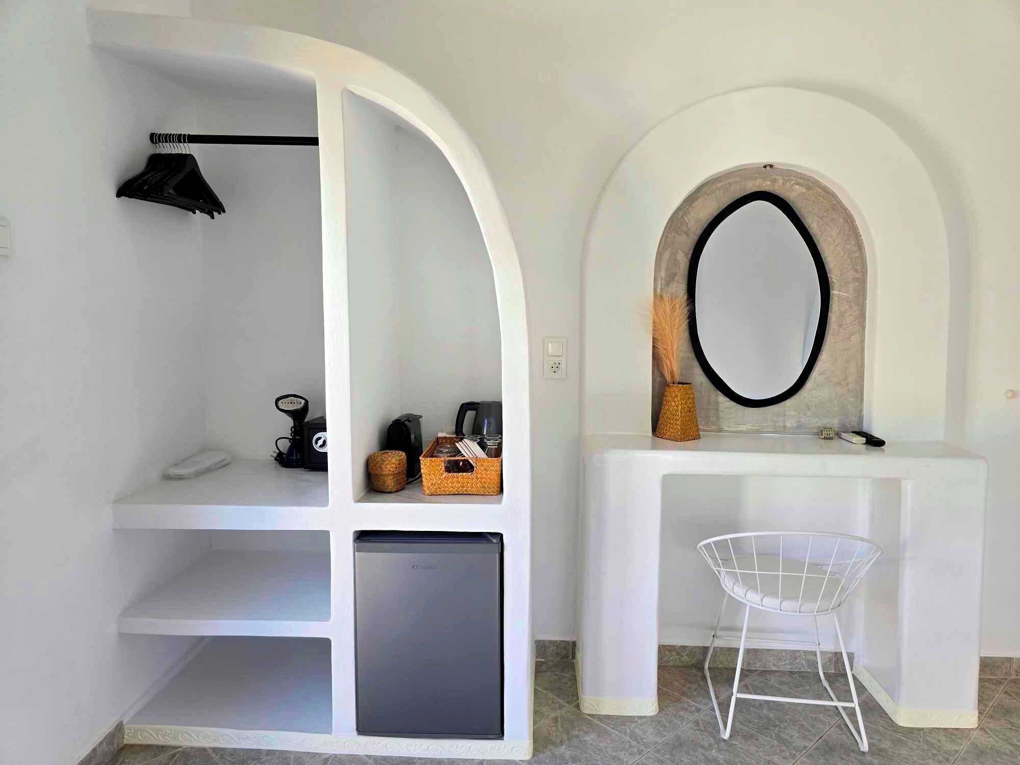 deluxe suite | 1 bedroom, individually decorated, individually furnished, free wifi