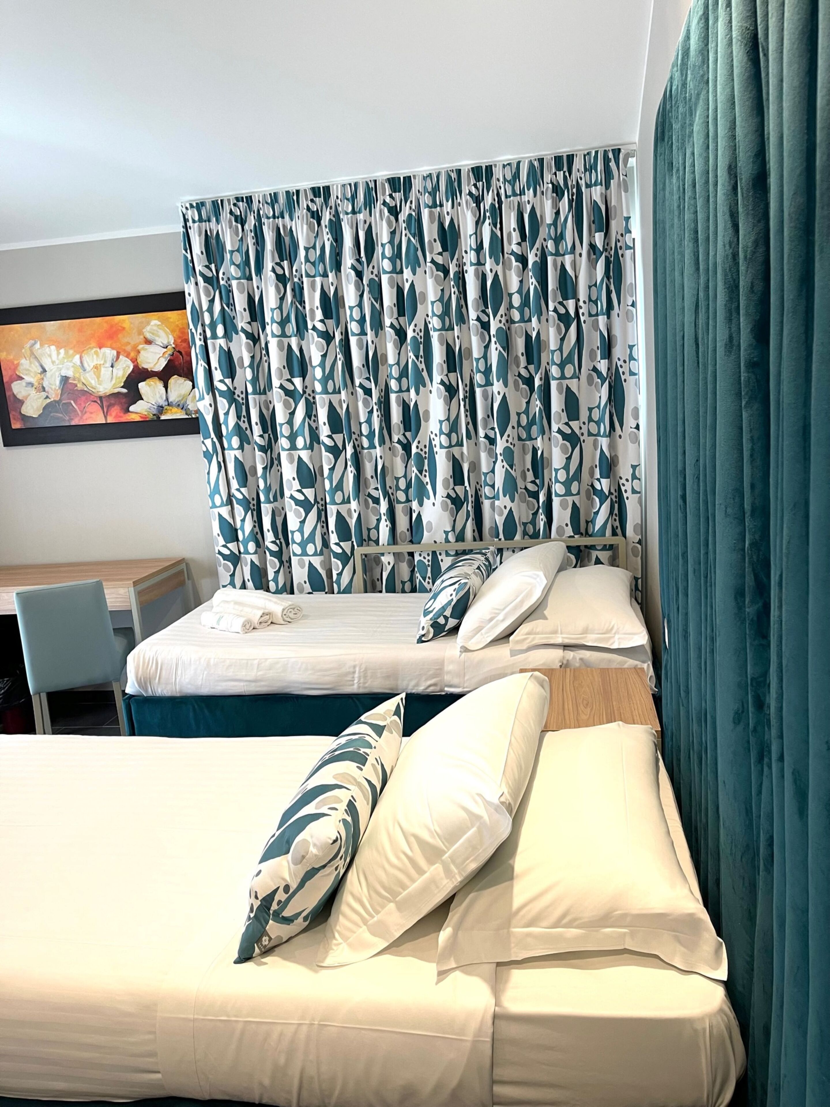 comfort twin room | 1 bedroom, minibar, in-room safe, individually furnished