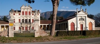 Hotel Alla Corte