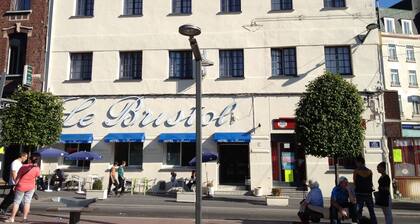 L'HĂŽtel Le Bristol