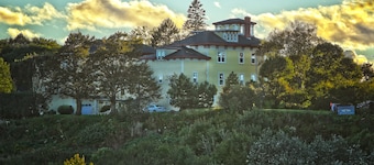 Homeport Historic Bed & Breakfast/Inn c 1858