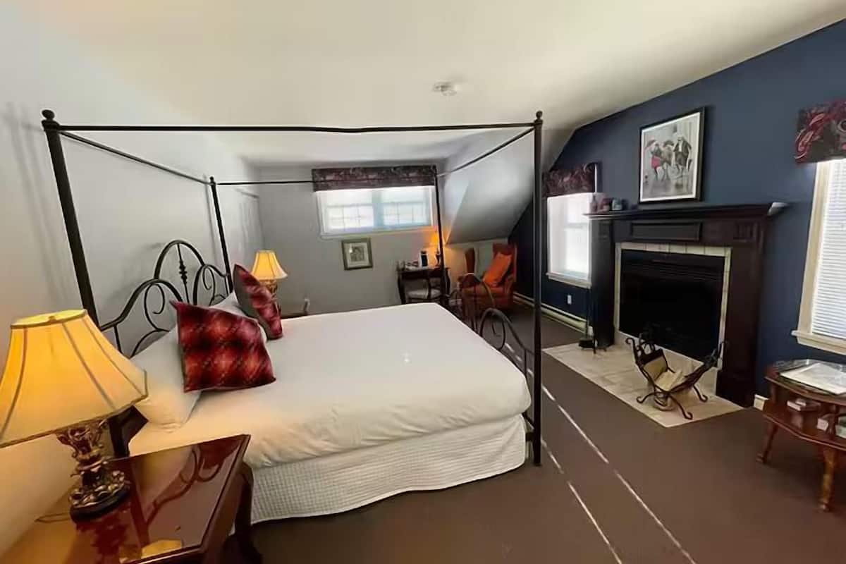 Baldwin Room | 1 camera, biancheria da letto di alta qualità, con stile personalizzato