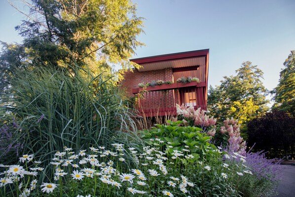 Exterior - The Inn At Crumpin Fox (Bernardston)