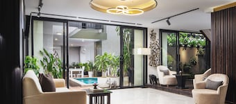 King Grand Boutique Hotel