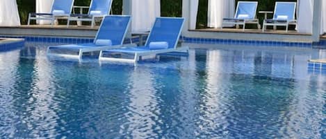 Outdoor pool, pool loungers