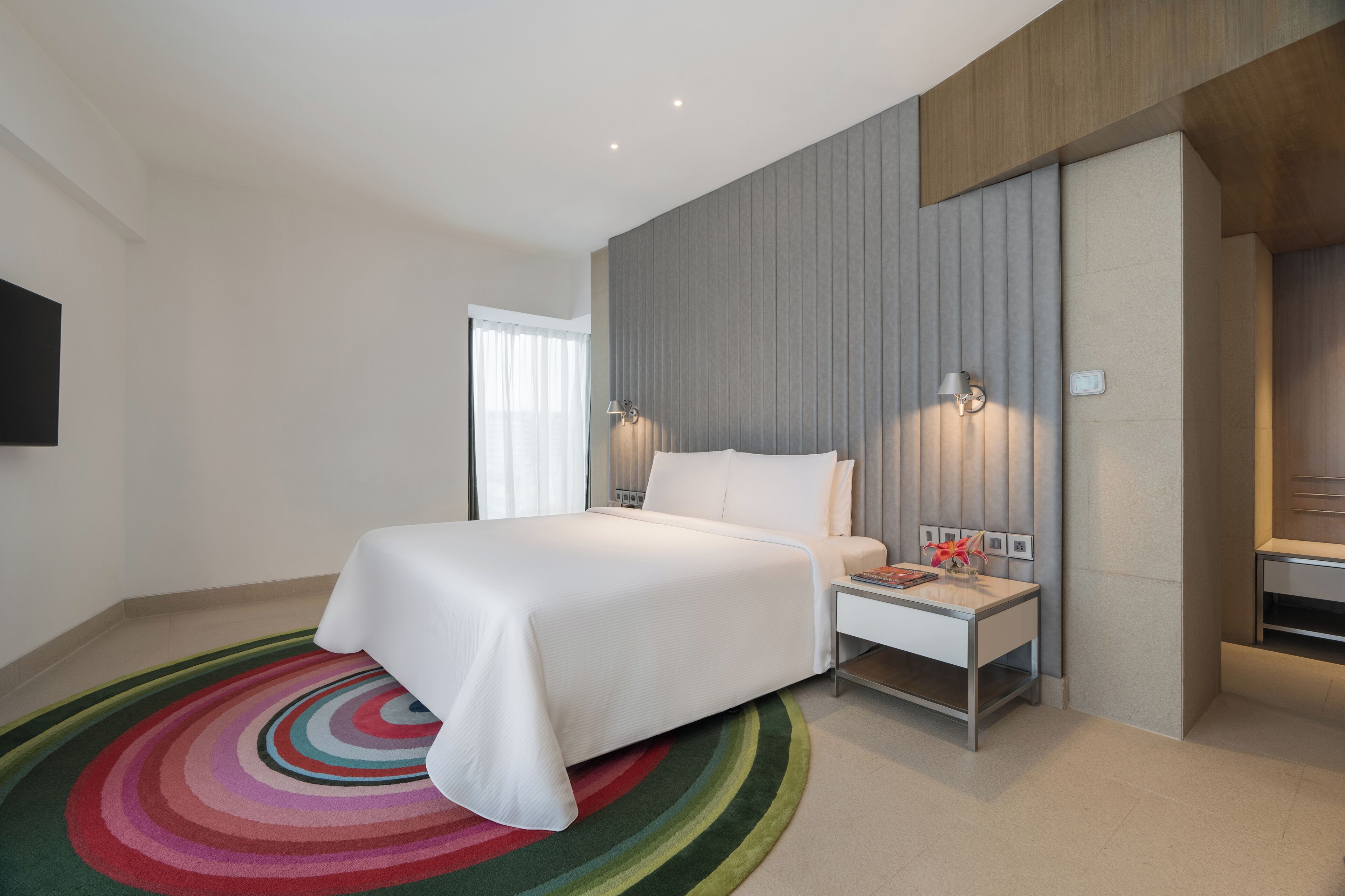 silver room  | egyptian cotton sheets, premium bedding, down duvets, in-room safe