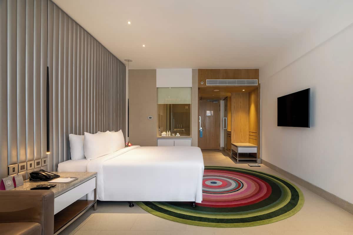 silver room  | egyptian cotton sheets, premium bedding, down duvets, in-room safe