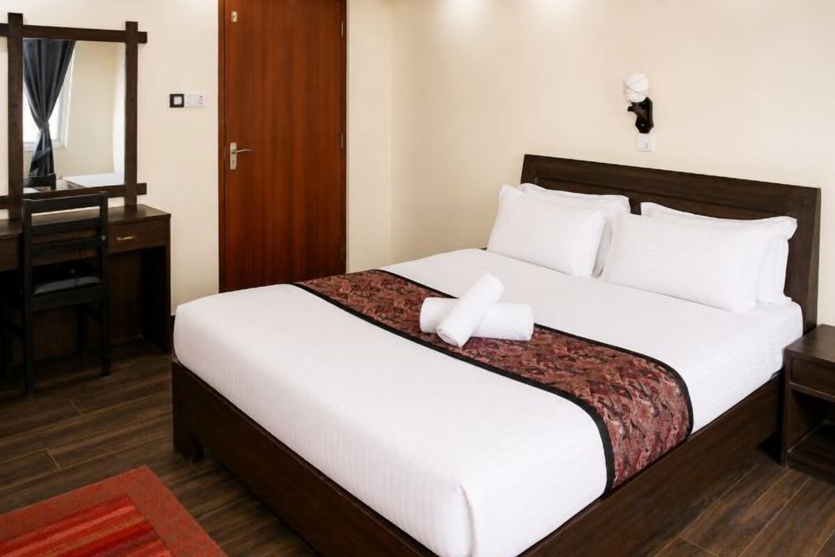 Couette en duvet, lit avec matelas Select Comfort, minibar, coffre-fort