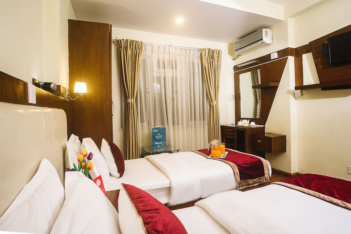 Deluxe Double or Twin Room
