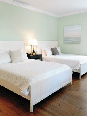 Egyptian cotton sheets, premium bedding, in-room safe