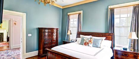 1 bedroom, Egyptian cotton sheets, premium bedding, in-room safe