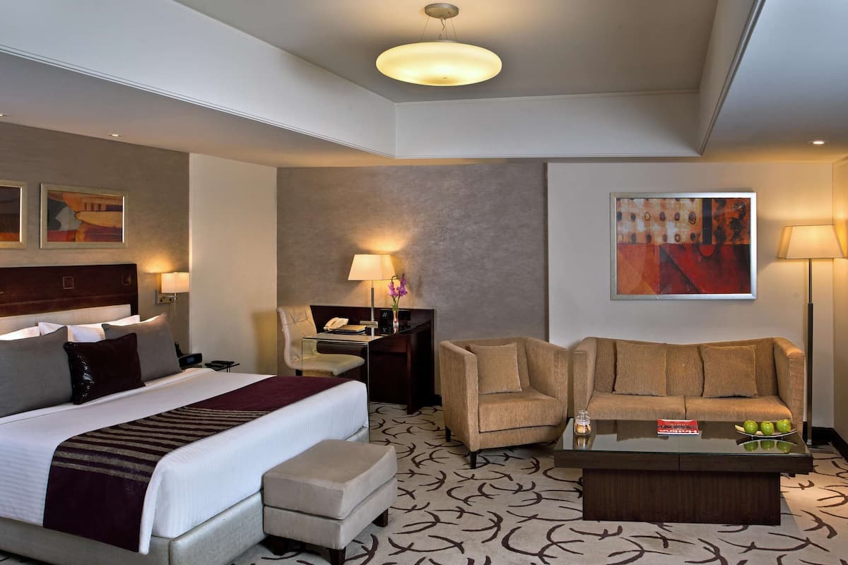 Club Room (Fortune Club Room) | Minibar, in-room safe, desk, iron/ironing board