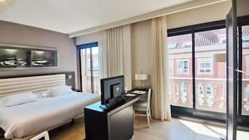 Minibar, coffres-forts dans les chambres, décoration personnalisée