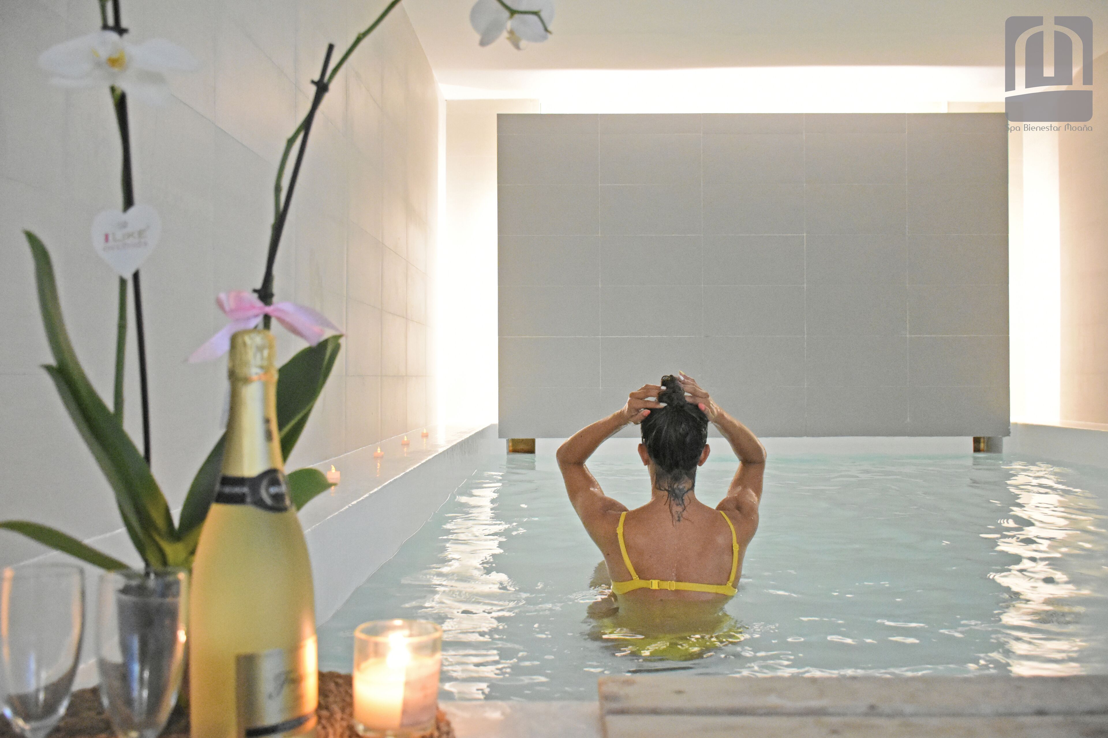 couples treatment room(s), sauna, hot tub, steam room