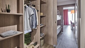 Unclassified image, 4 of 81, button - Holiday Suites Limburg (Houthalen-Helchteren)