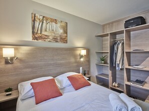 Cortinas blackout, insonorización, cunas y wifi gratis