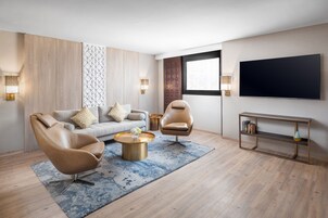 32-inch TV with satellite channels