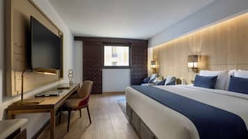 1 bedroom, minibar, in-room safe, desk
