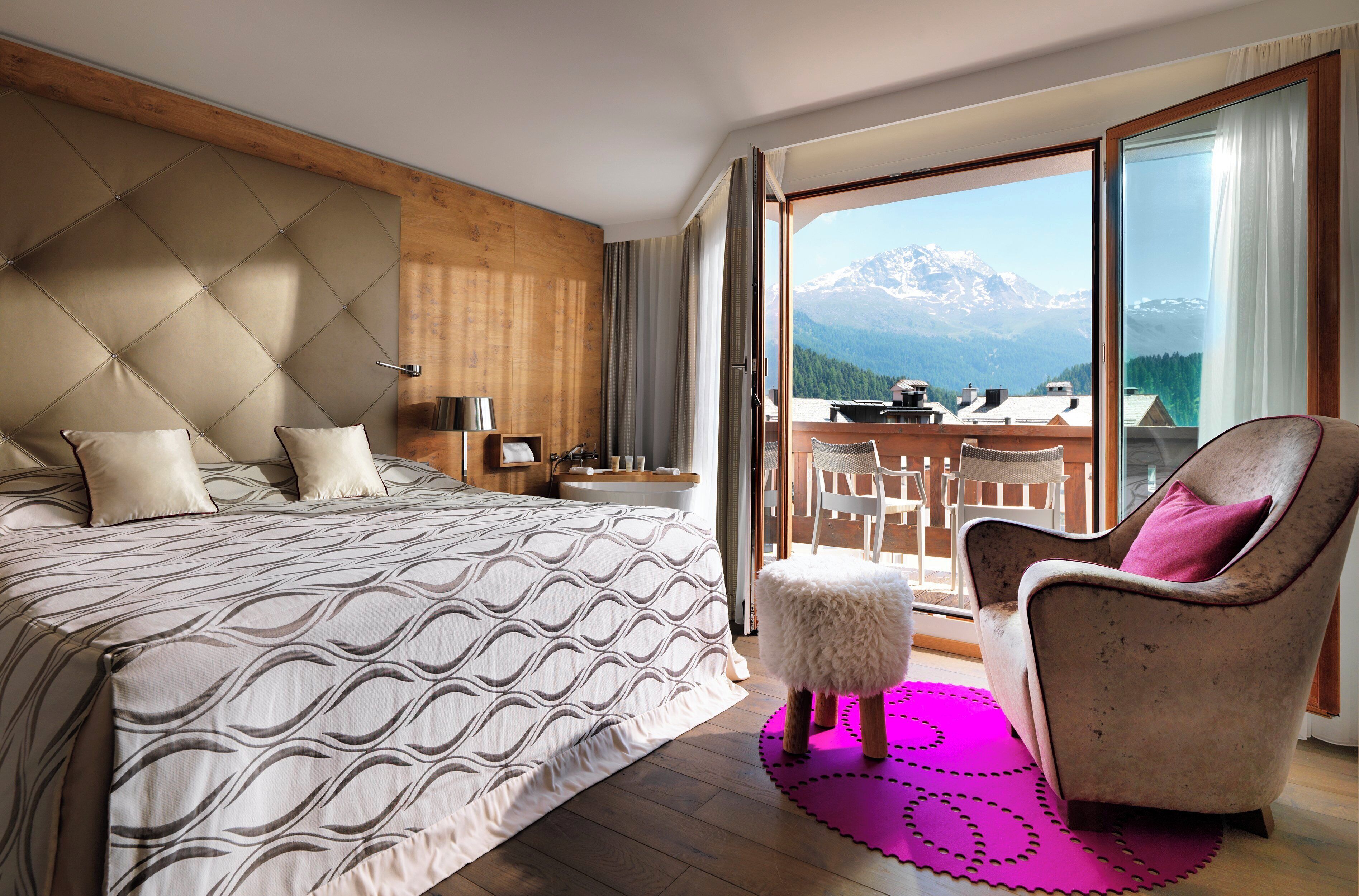 hypo-allergenic bedding, down duvets, minibar, in-room safe