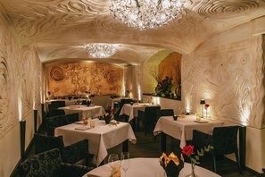 3 Restaurants; Frühstück, Mittagessen und Abendessen werden serviert
