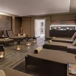 Espace de soins pour les couples, sauna, bain à remous, hammam, hammam