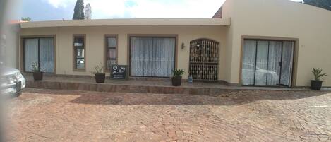 Tiện nghi, dịch vụ nơi lưu trú