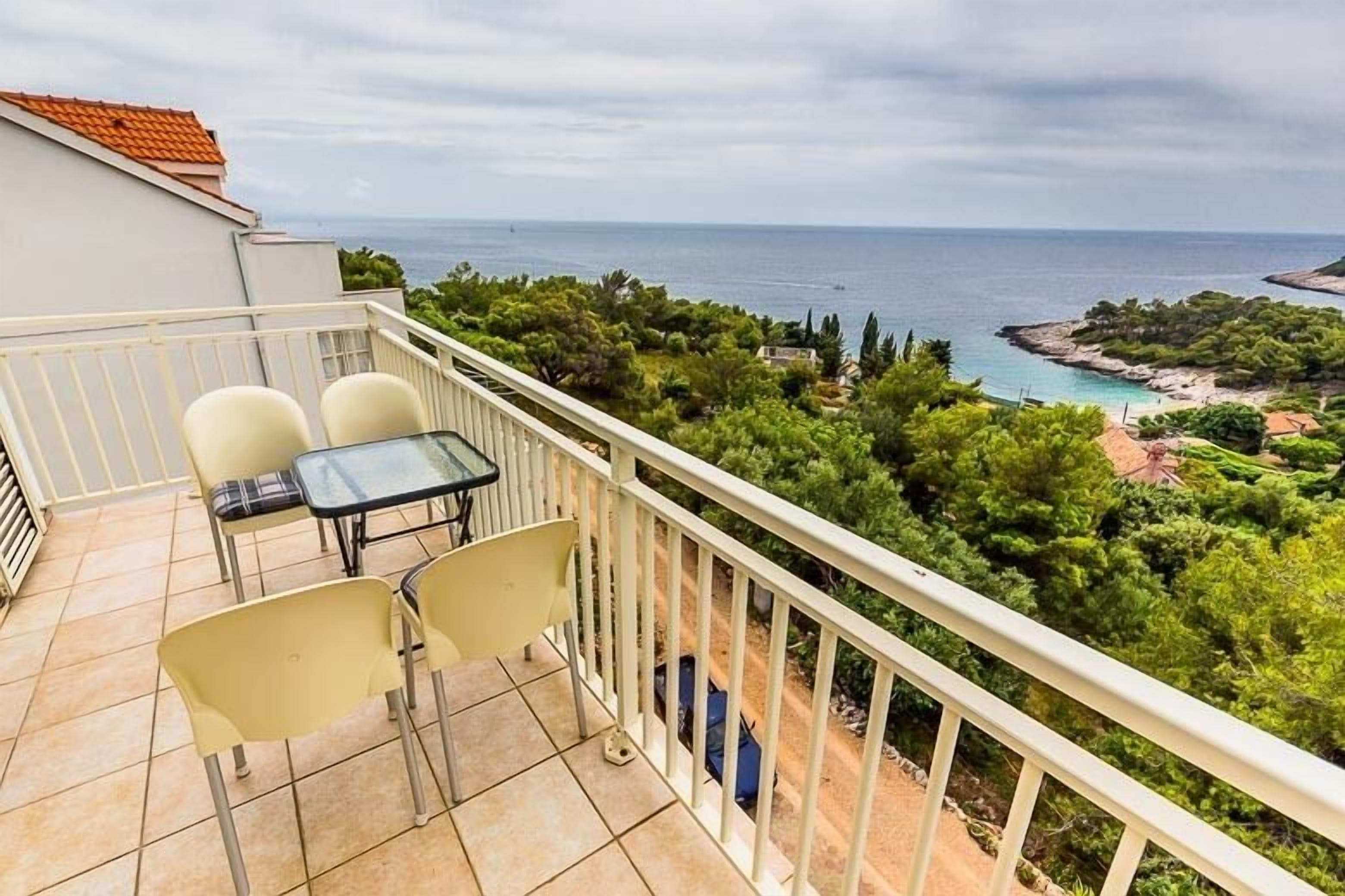 Apartment, 2 Bedrooms | Premium bedding, down duvets, individually decorated, desk