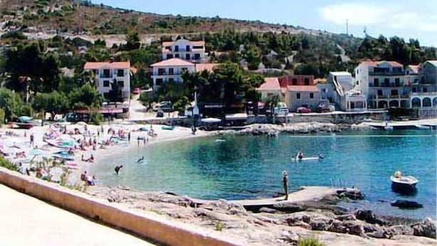 Unclassified image, 1 of 57, button - Villa Tudor (Hvar)