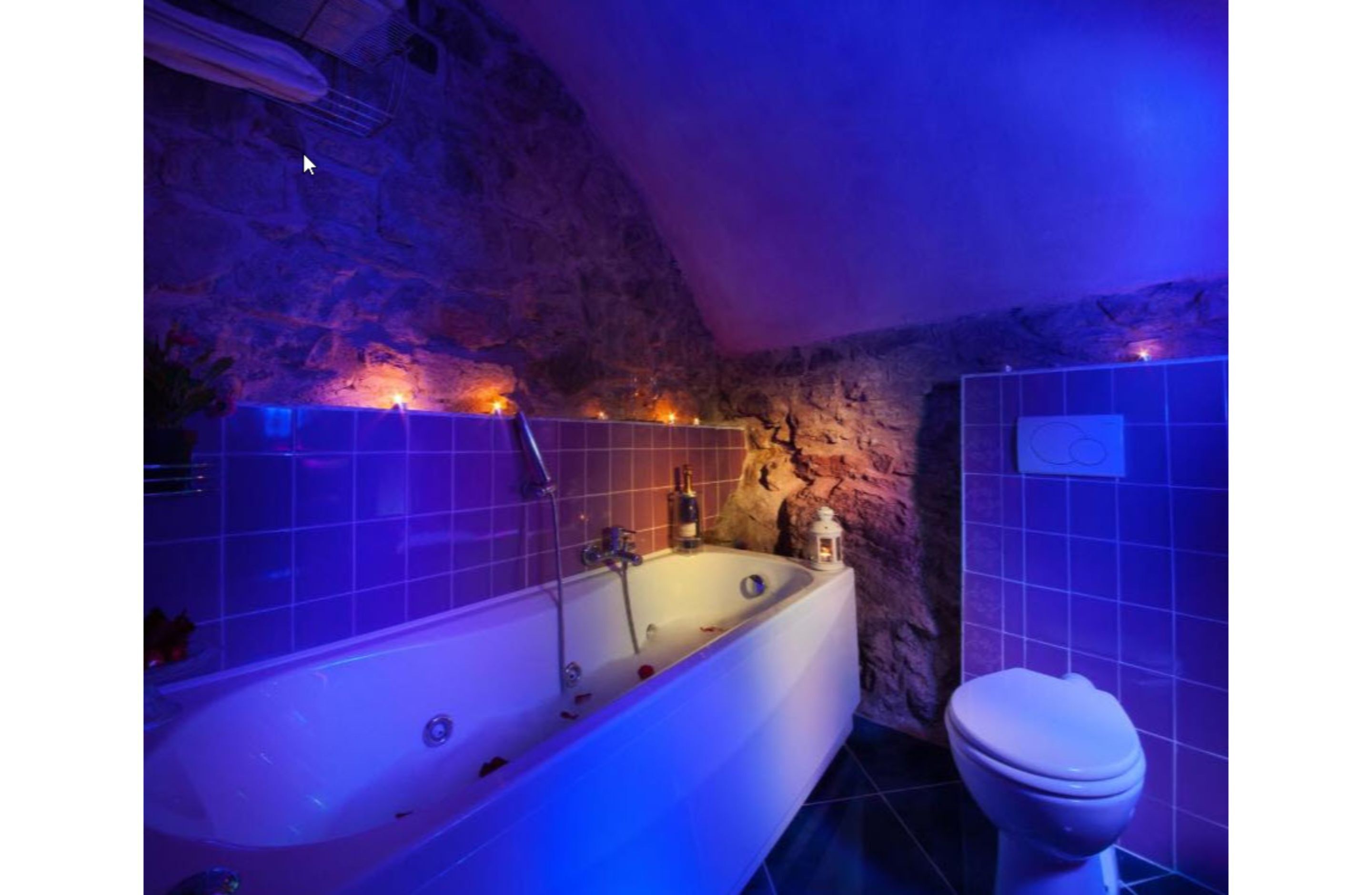 room | bathroom | hydromassage showerhead, hair dryer, towels, soap